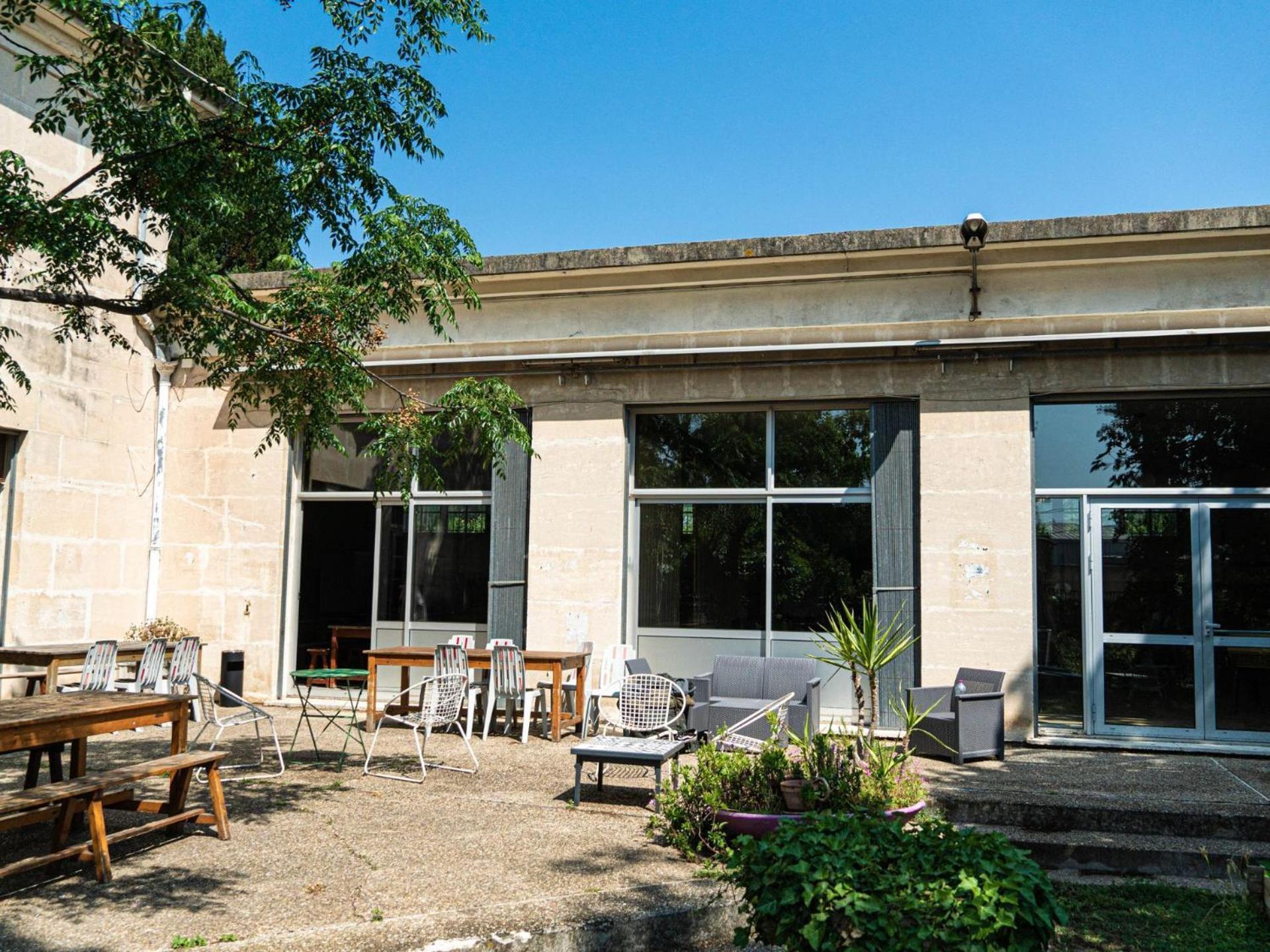 Auberge De Jeunesse Hi Arles Exteriér fotografie